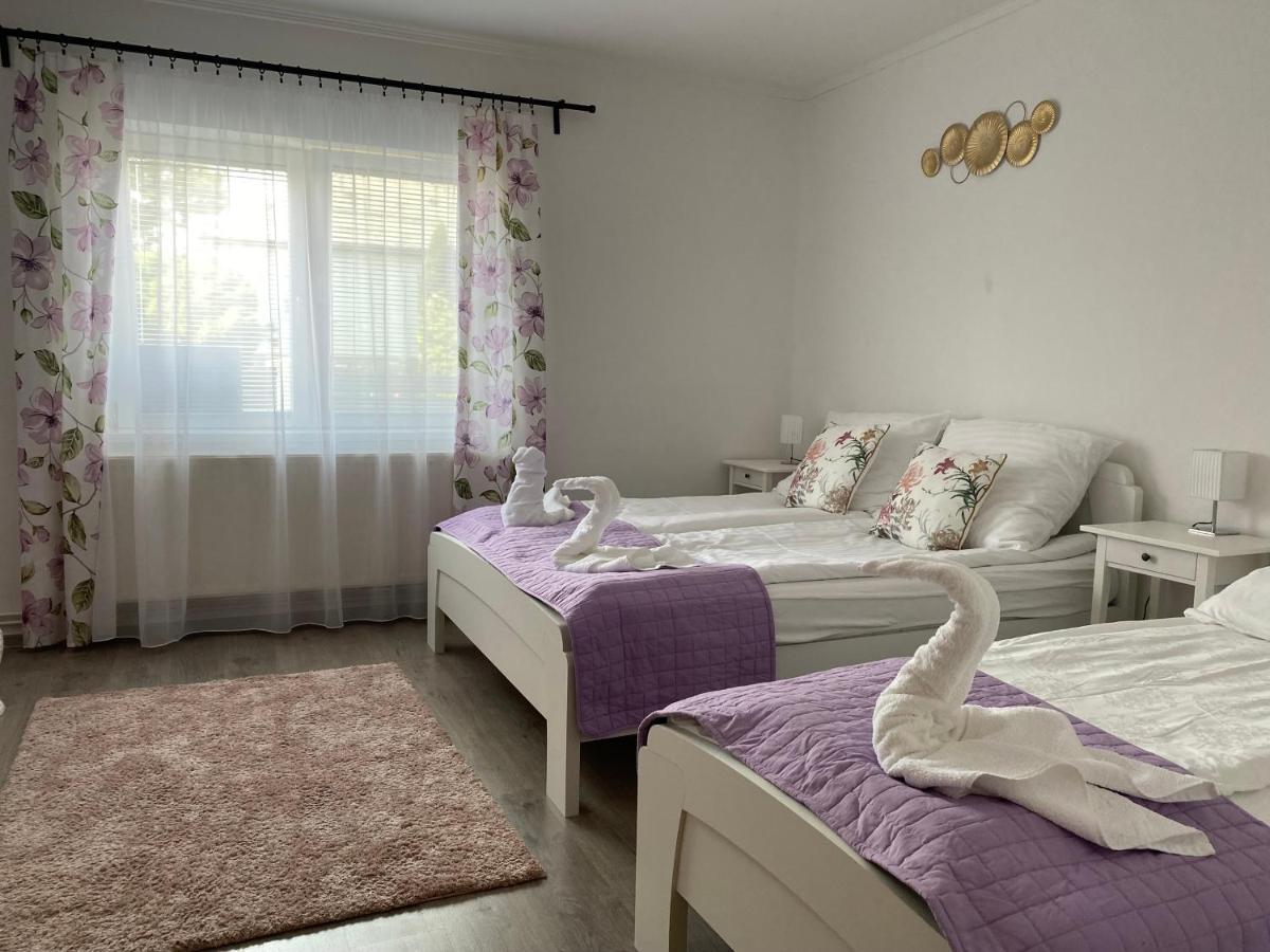 Kincso Vendeghaz Apartment Sarospatak Luaran gambar