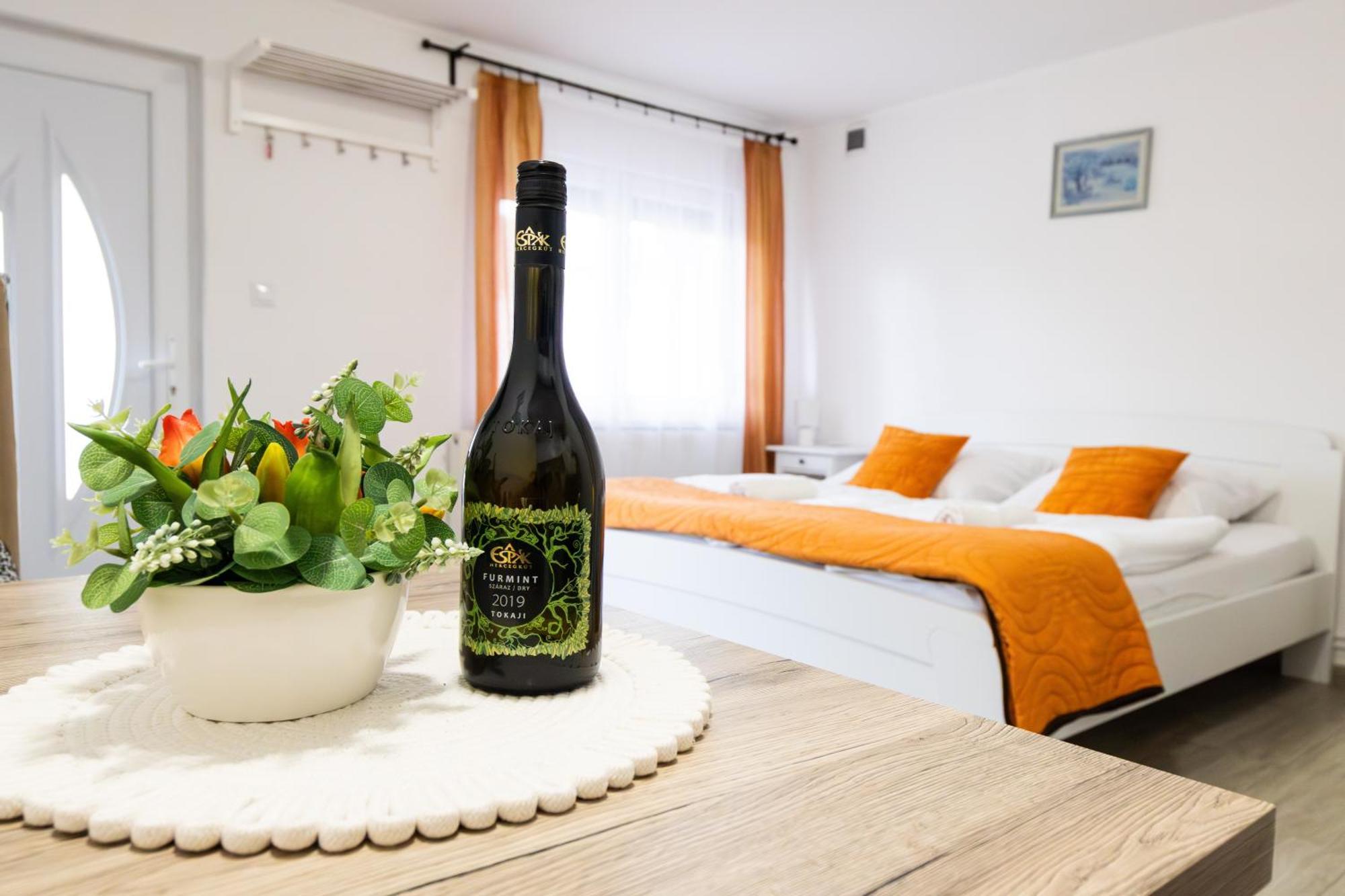 Kincso Vendeghaz Apartment Sarospatak Luaran gambar