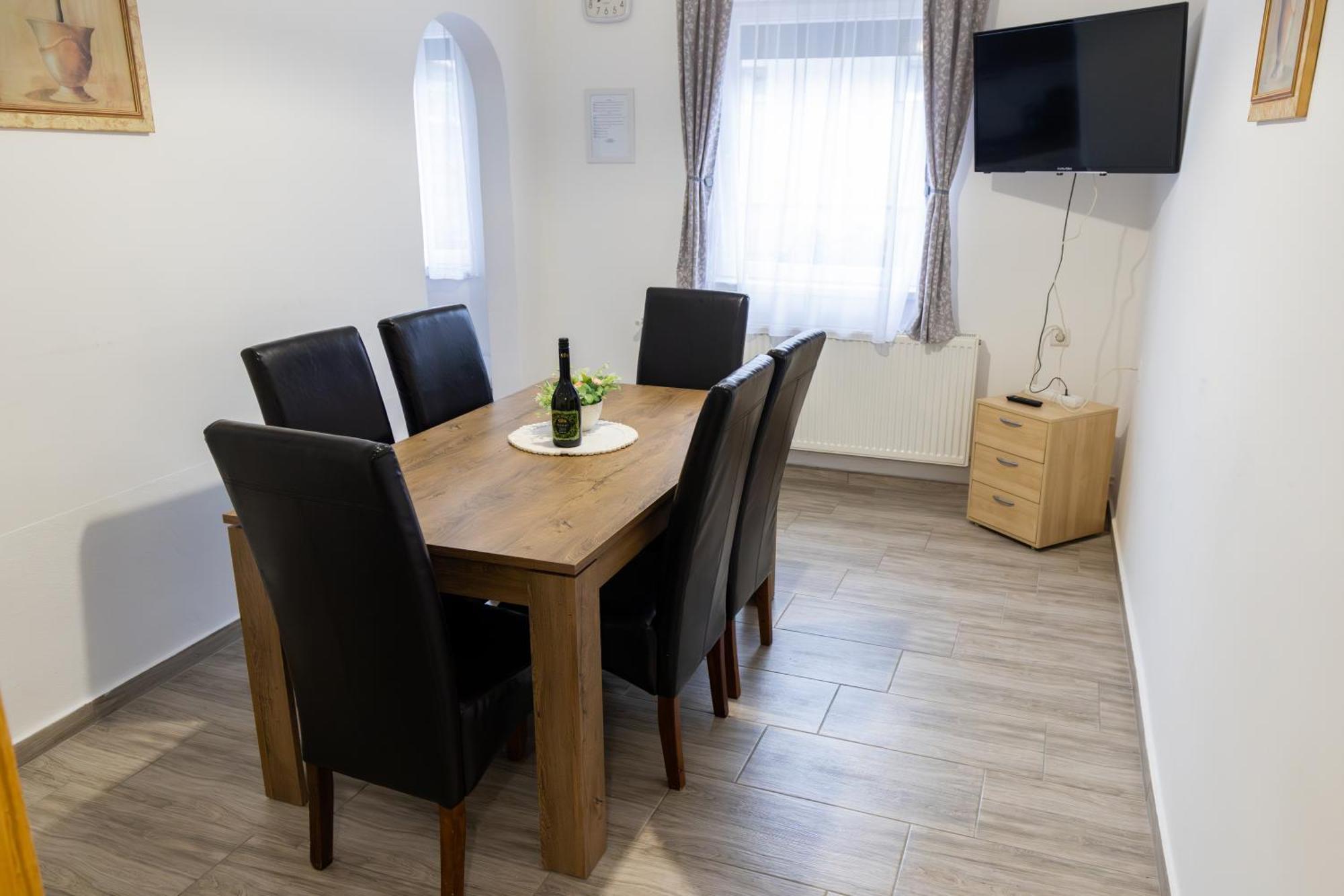 Kincso Vendeghaz Apartment Sarospatak Luaran gambar