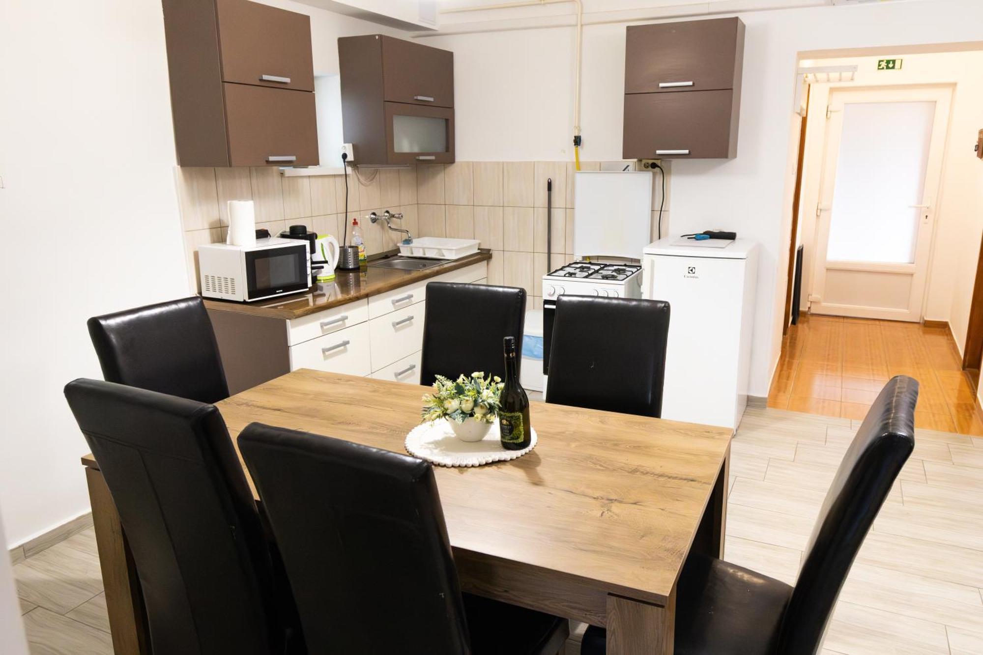 Kincso Vendeghaz Apartment Sarospatak Luaran gambar